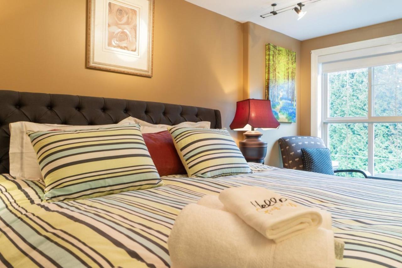 Cedar Manor Bed And Breakfast Pitt Meadows Екстер'єр фото